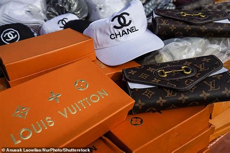 is it illegal to buy fake designer bags